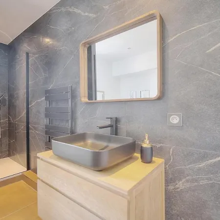 Apartment Standing - Neuf - Croisette- Palais Des Festivals - 6 Pers -3 Chbres