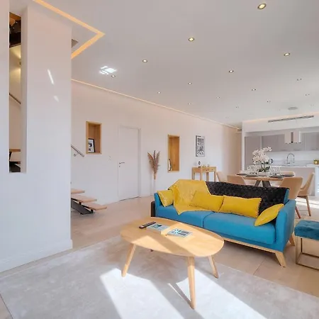 Standing - Neuf - Croisette- Palais Des Festivals - 6 Pers -3 Chbres Apartment Cannes