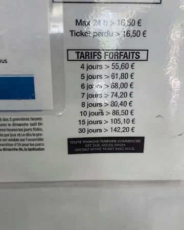 Standing - Neuf - Croisette- Palais Des Festivals - 6 Pers -3 Chbres Apartment